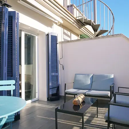 Beachstyle Penthouse By Hello Homes Apartment *