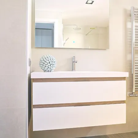Apartment Beachstyle Penthouse By Hello Homes Sitges