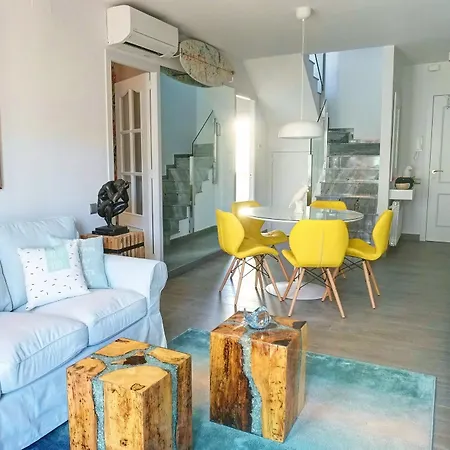 Beachstyle Penthouse By Hello Homes