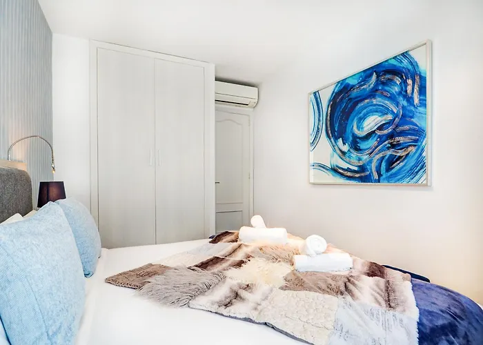 Beachstyle Penthouse By Hello Homes * 锡切斯