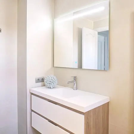 Lägenhet Beachstyle Penthouse By Hello Homes Sitges