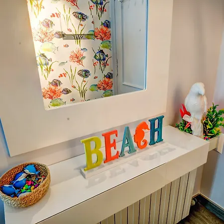 Beachstyle Penthouse By Hello Homes Lägenhet